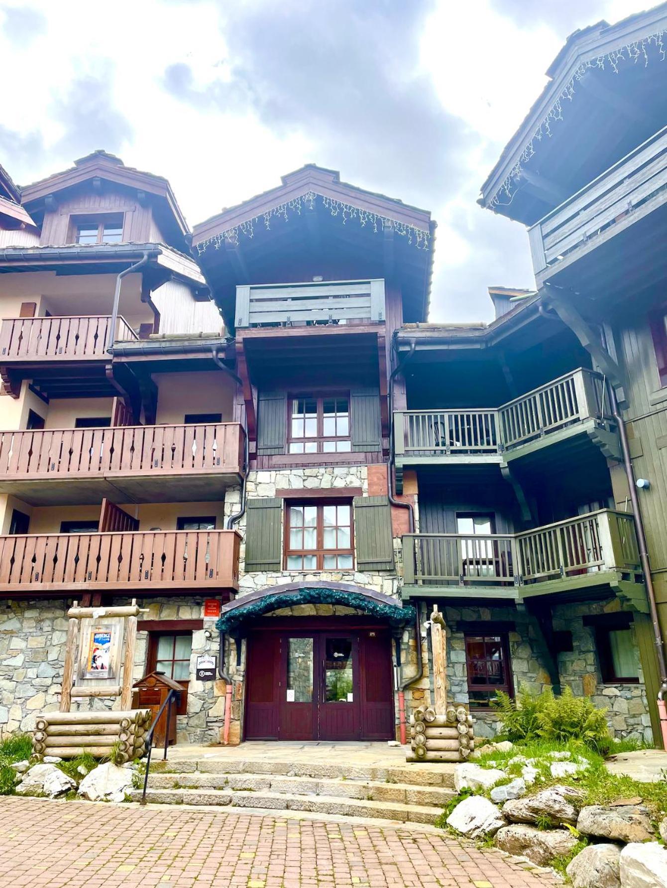 Arc 1950 - Appartement Moderne - Sauna Hammam Jacuzzi - 4 Personnes Les Arcs  Exterior photo